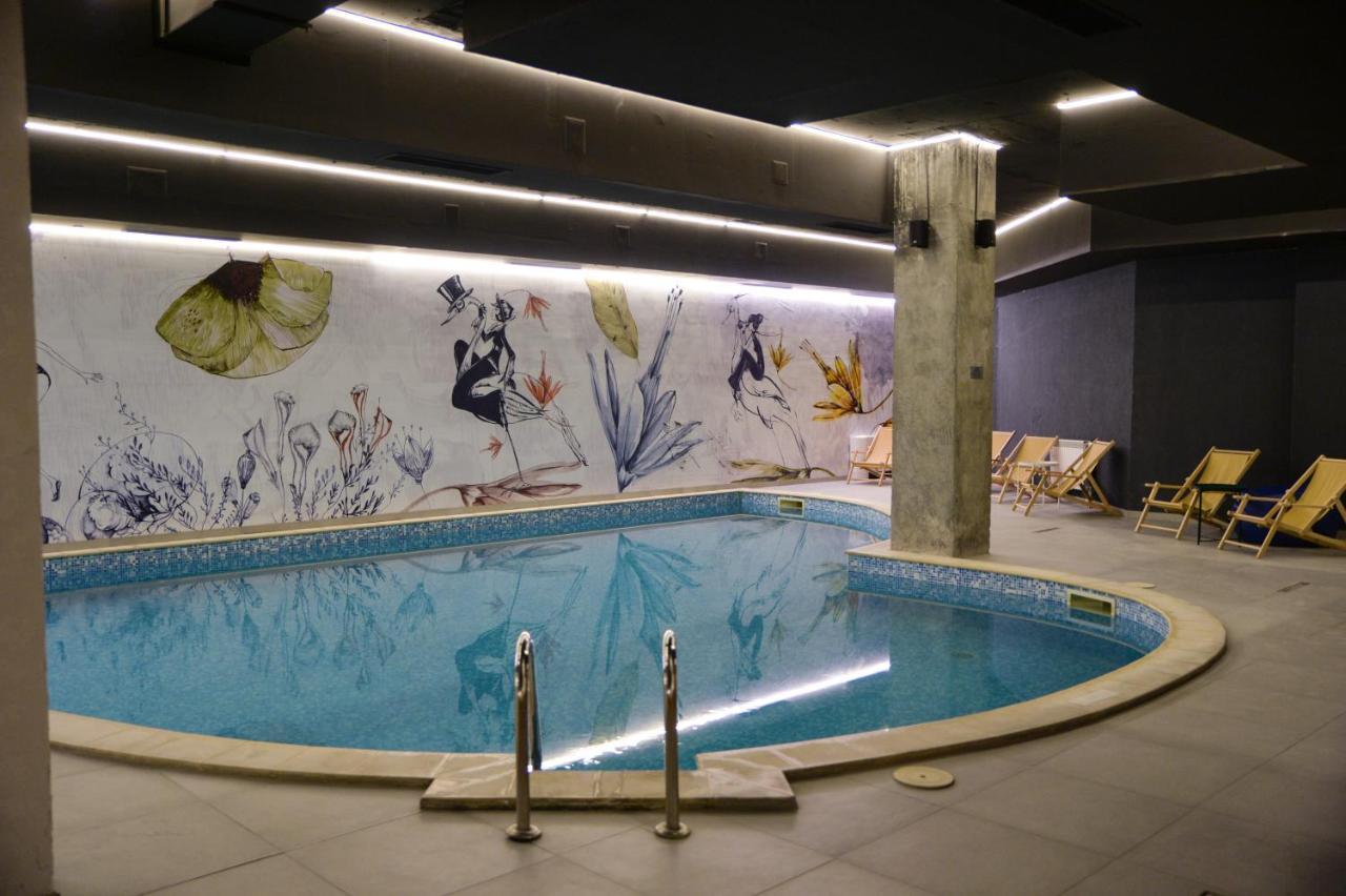 Flora Hotel - Apartments Borowec Zewnętrze zdjęcie