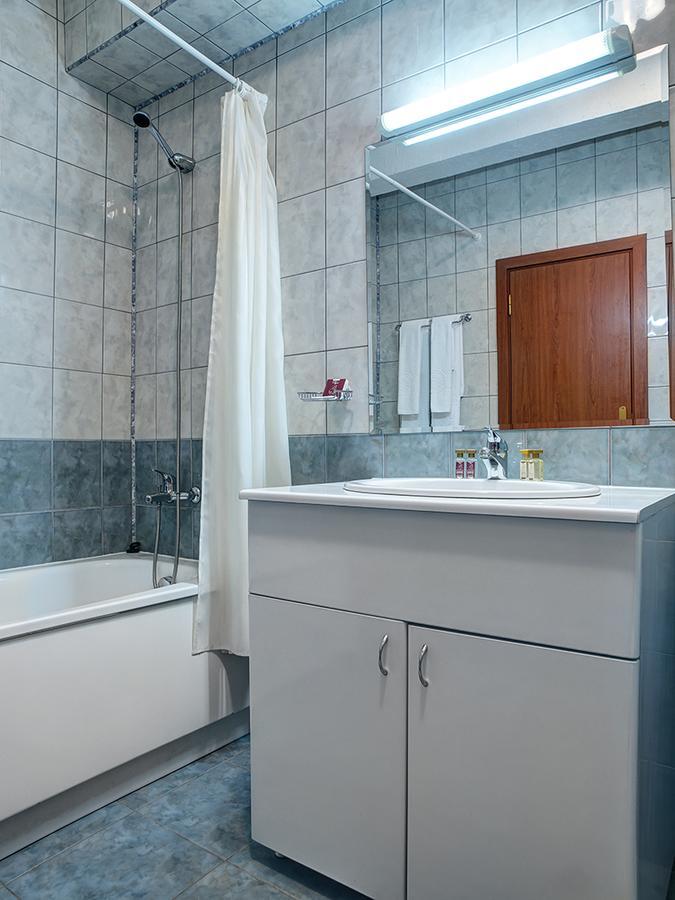 Flora Hotel - Apartments Borowec Zewnętrze zdjęcie